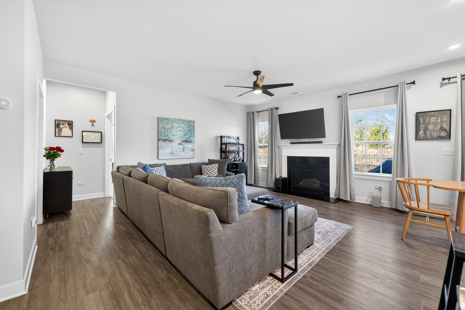 3656 Reddington Circle, Elgin, IL 60124