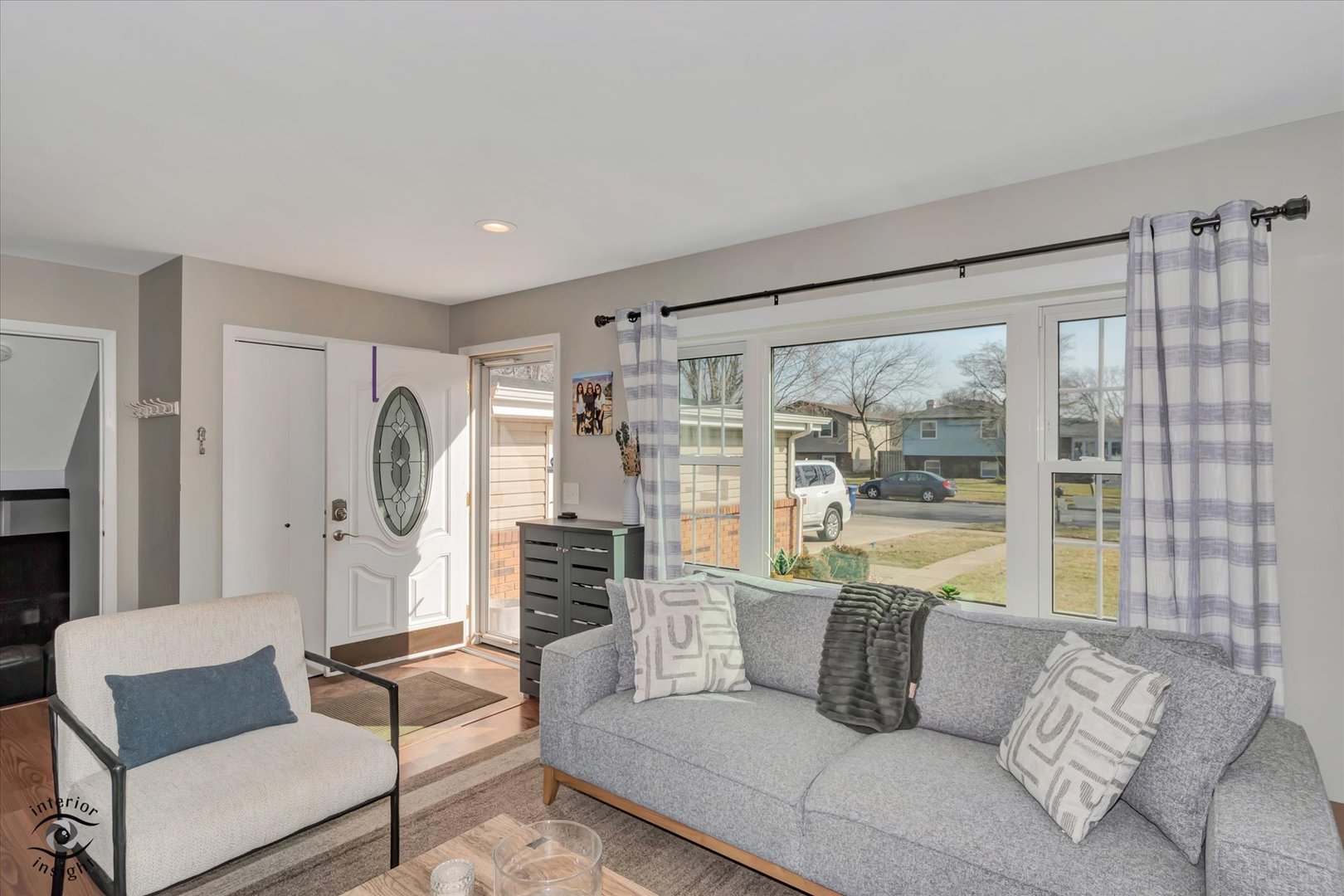 1924 Forrest Boulevard, St. Charles, IL 60174