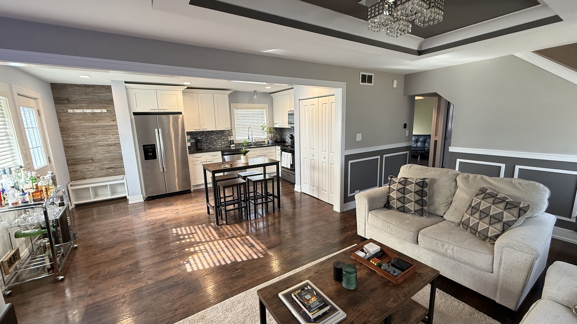 8408 Lorel Avenue, Burbank, IL 60459