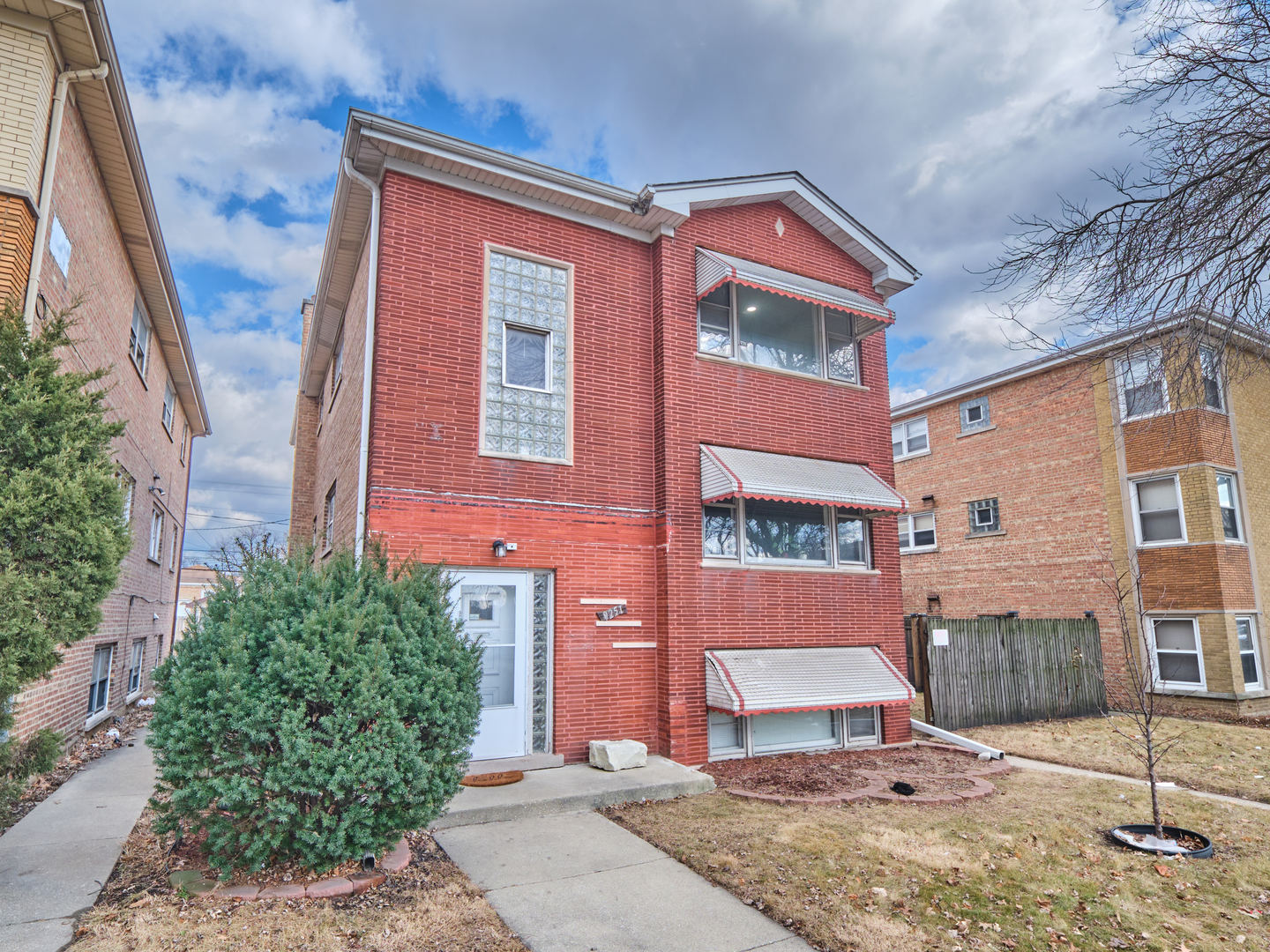 9251 S Pulaski Road #1, Evergreen Park, IL 60805