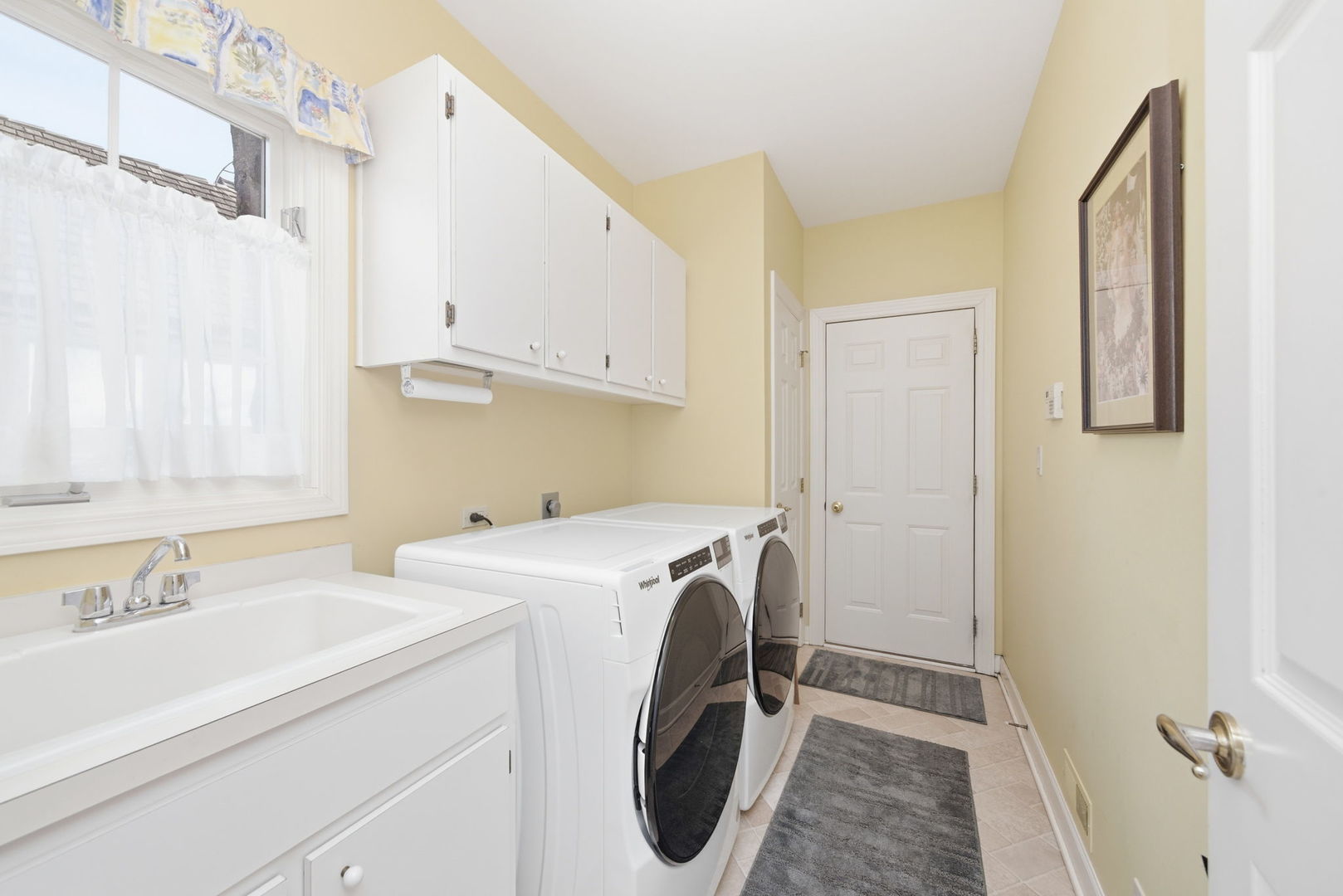 26 Lake Ridge Club Drive, Burr Ridge, IL 60527