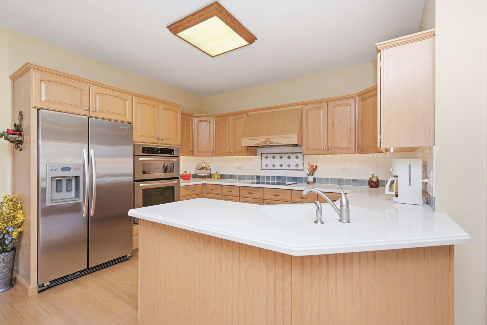 26 Lake Ridge Club Drive, Burr Ridge, IL 60527