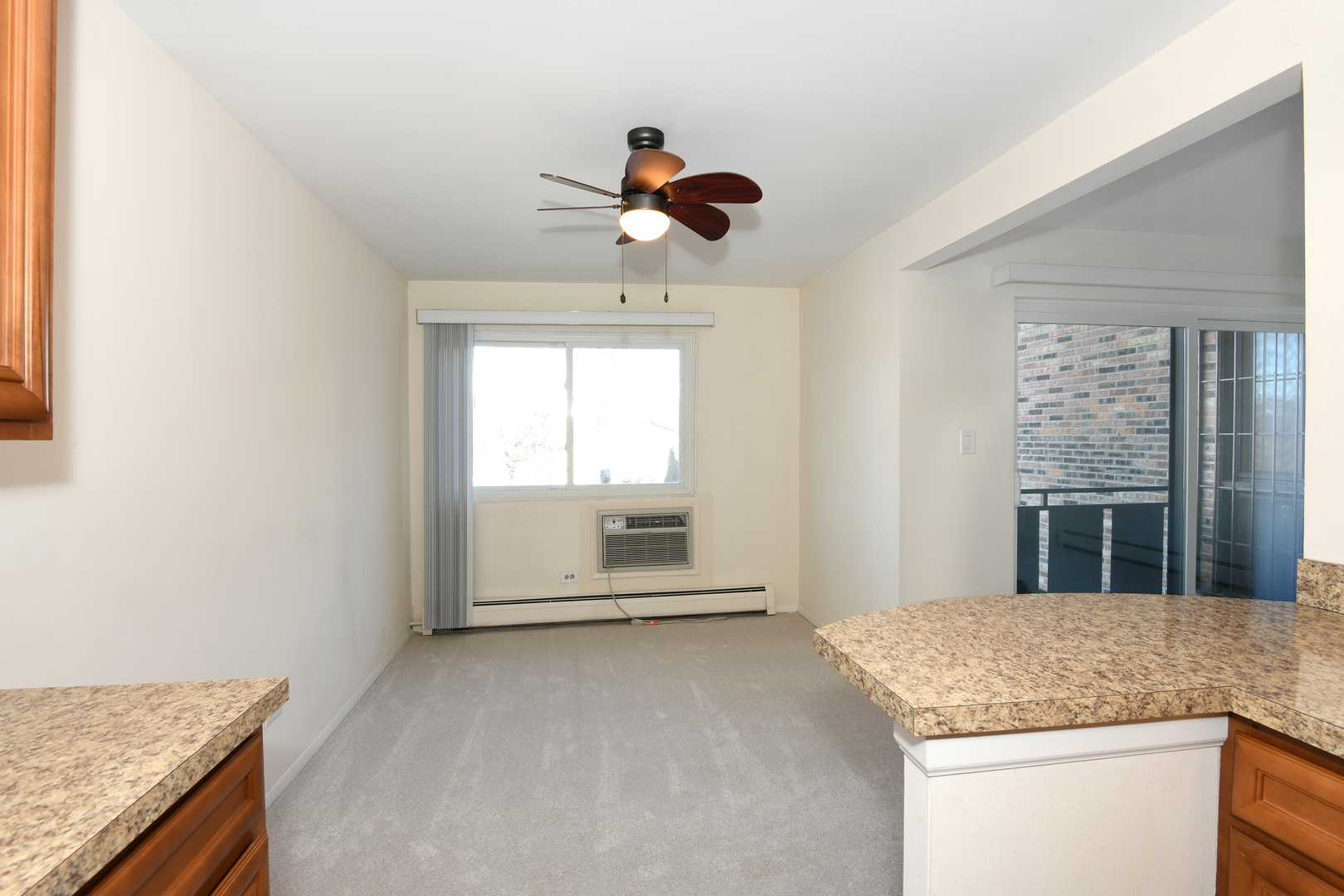 1205 E hintz Road #208, Arlington Heights, IL 60004