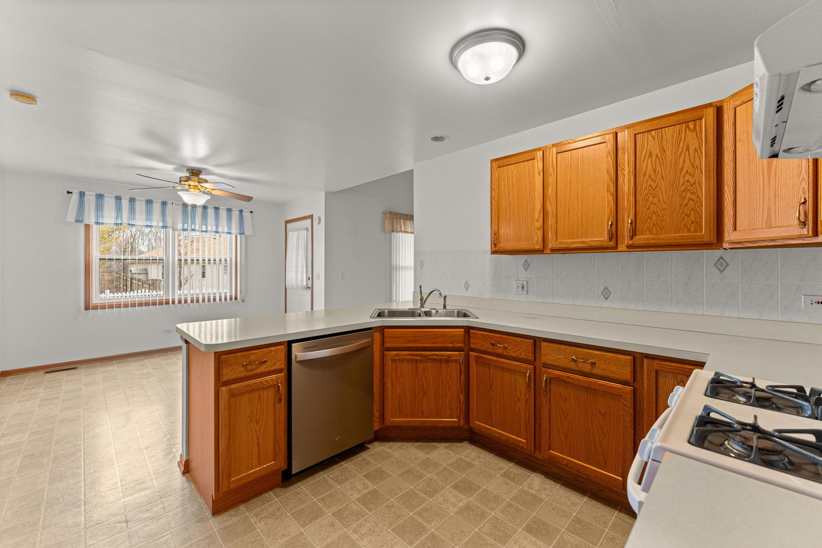 855 Yorkshire Terrace, Crete, IL 60417