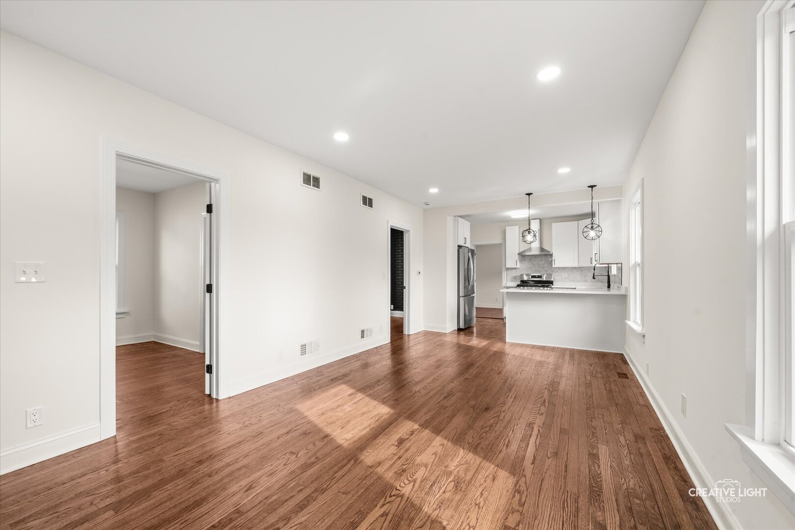 237 S Villa Avenue, Elmhurst, IL 60126