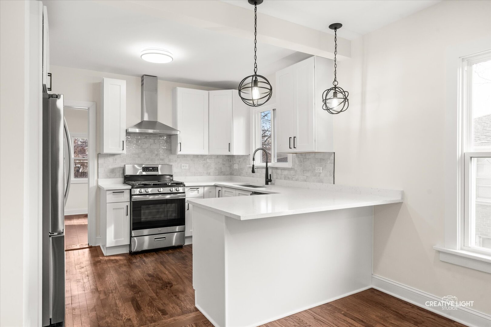 237 S Villa Avenue, Elmhurst, IL 60126