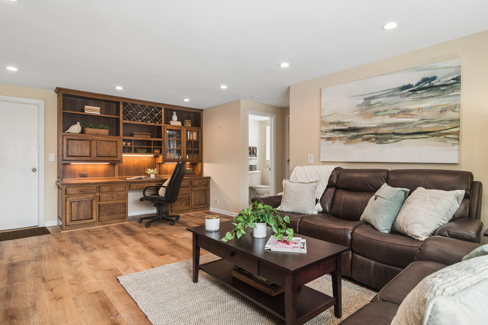 331 S Rammer Avenue, Arlington Heights, IL 60004