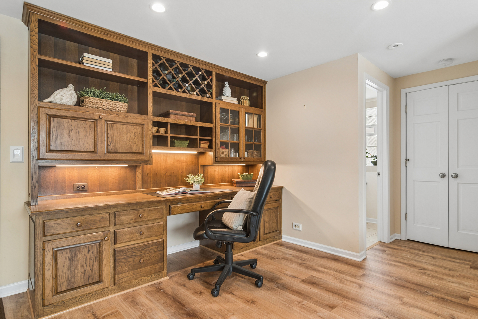 331 S Rammer Avenue, Arlington Heights, IL 60004