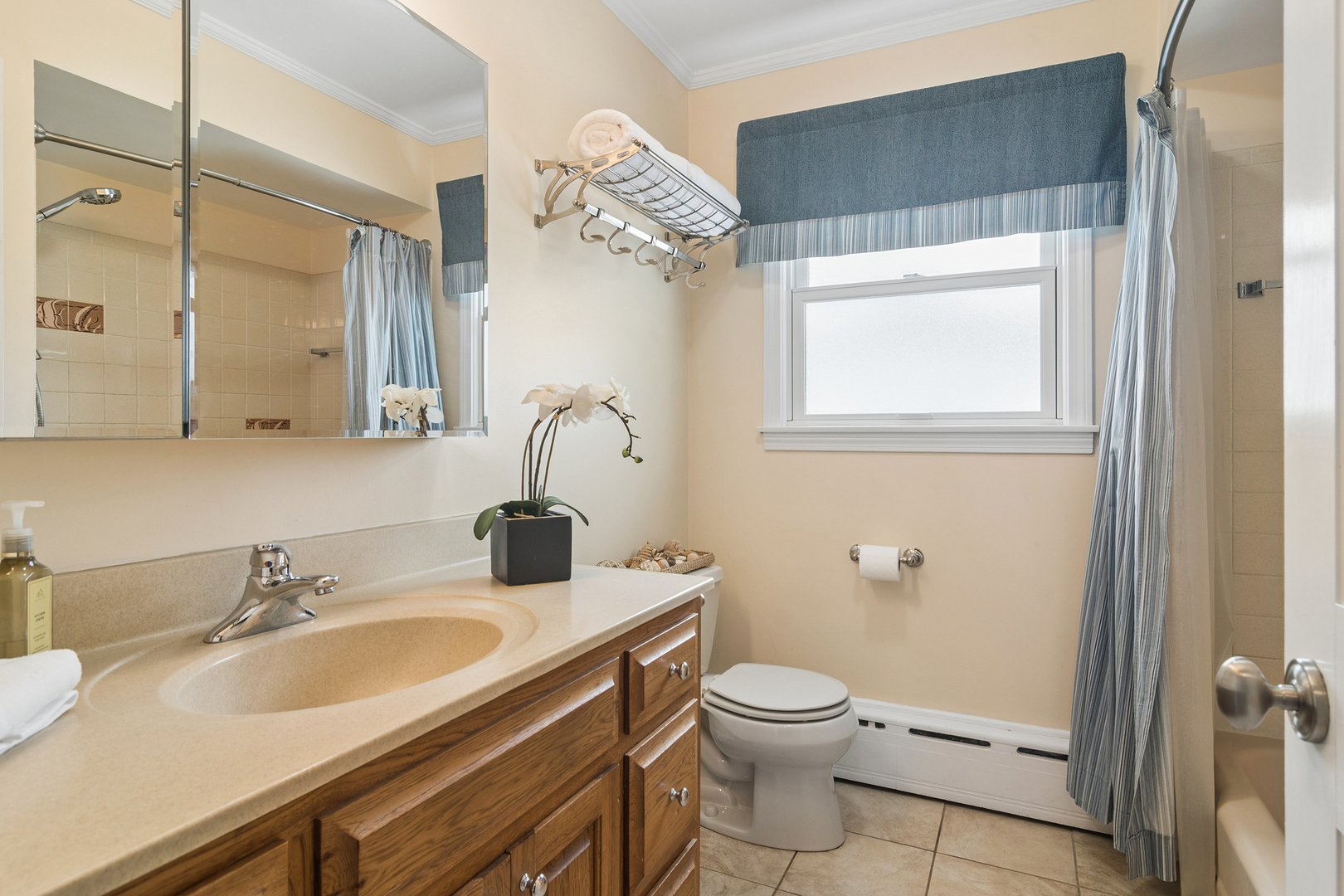 331 S Rammer Avenue, Arlington Heights, IL 60004