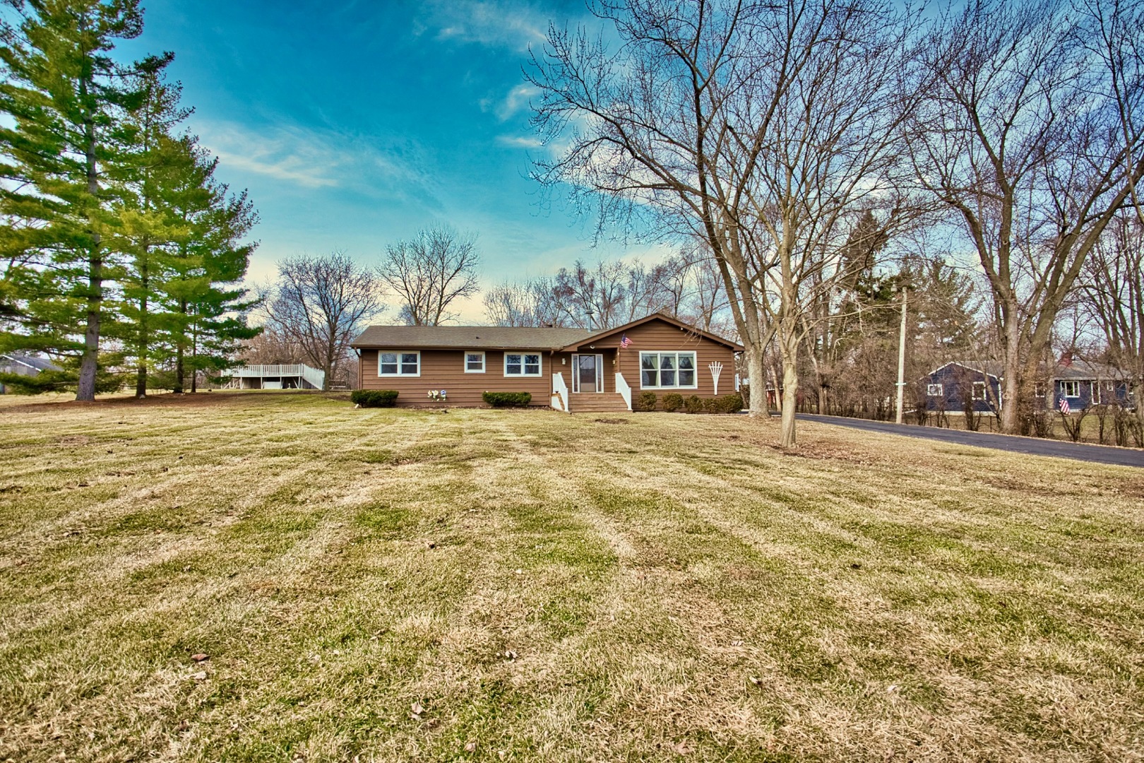 6N060 Virginia Road, Roselle, IL 60172