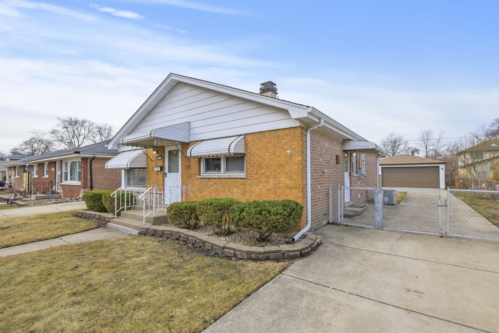 8936 Sproat Avenue, Oak Lawn, IL 60453