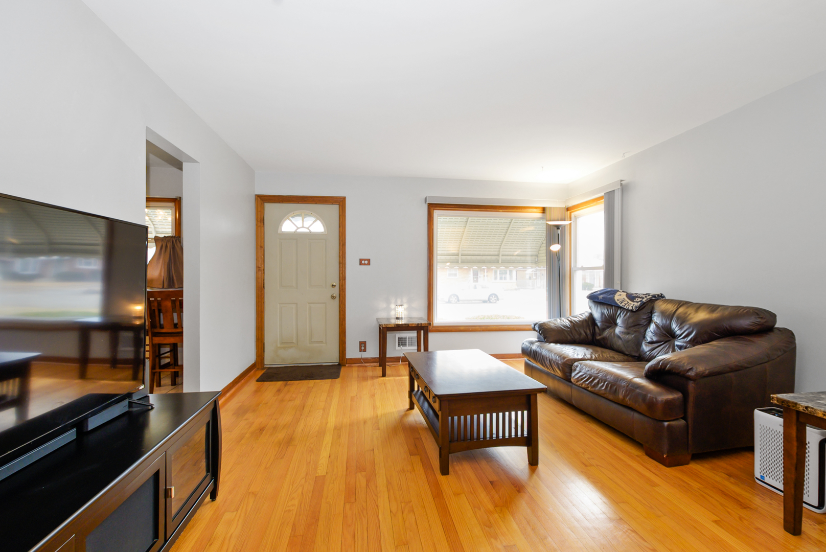 8936 Sproat Avenue, Oak Lawn, IL 60453