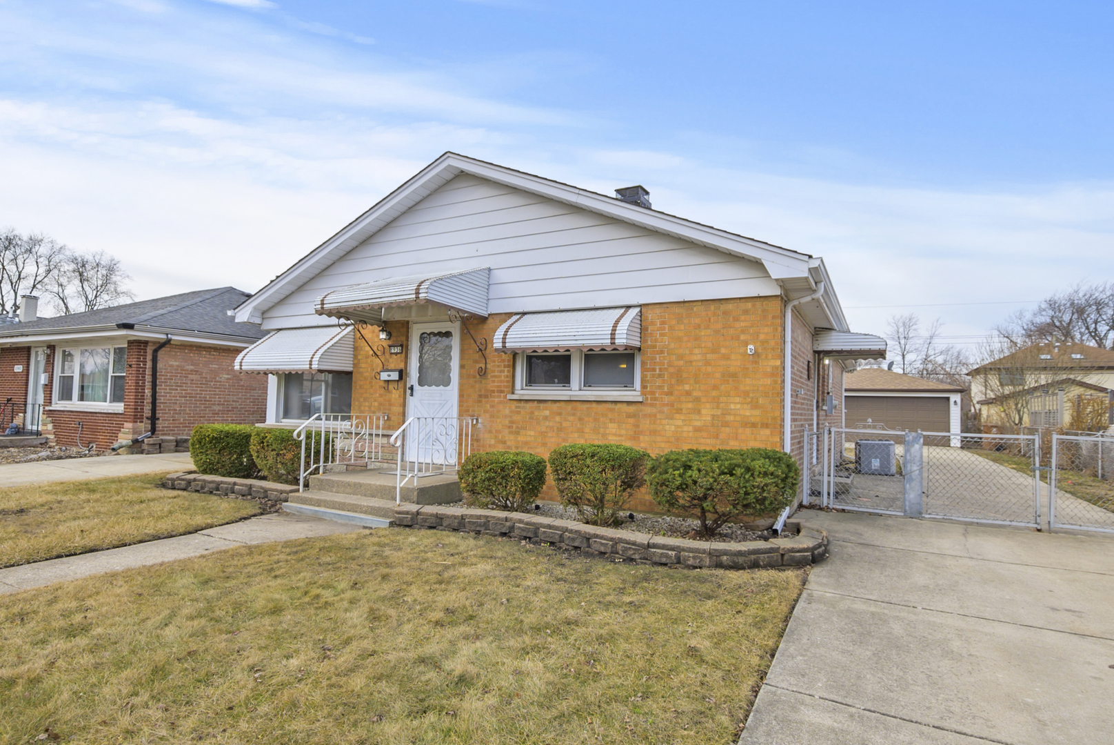 8936 Sproat Avenue, Oak Lawn, IL 60453