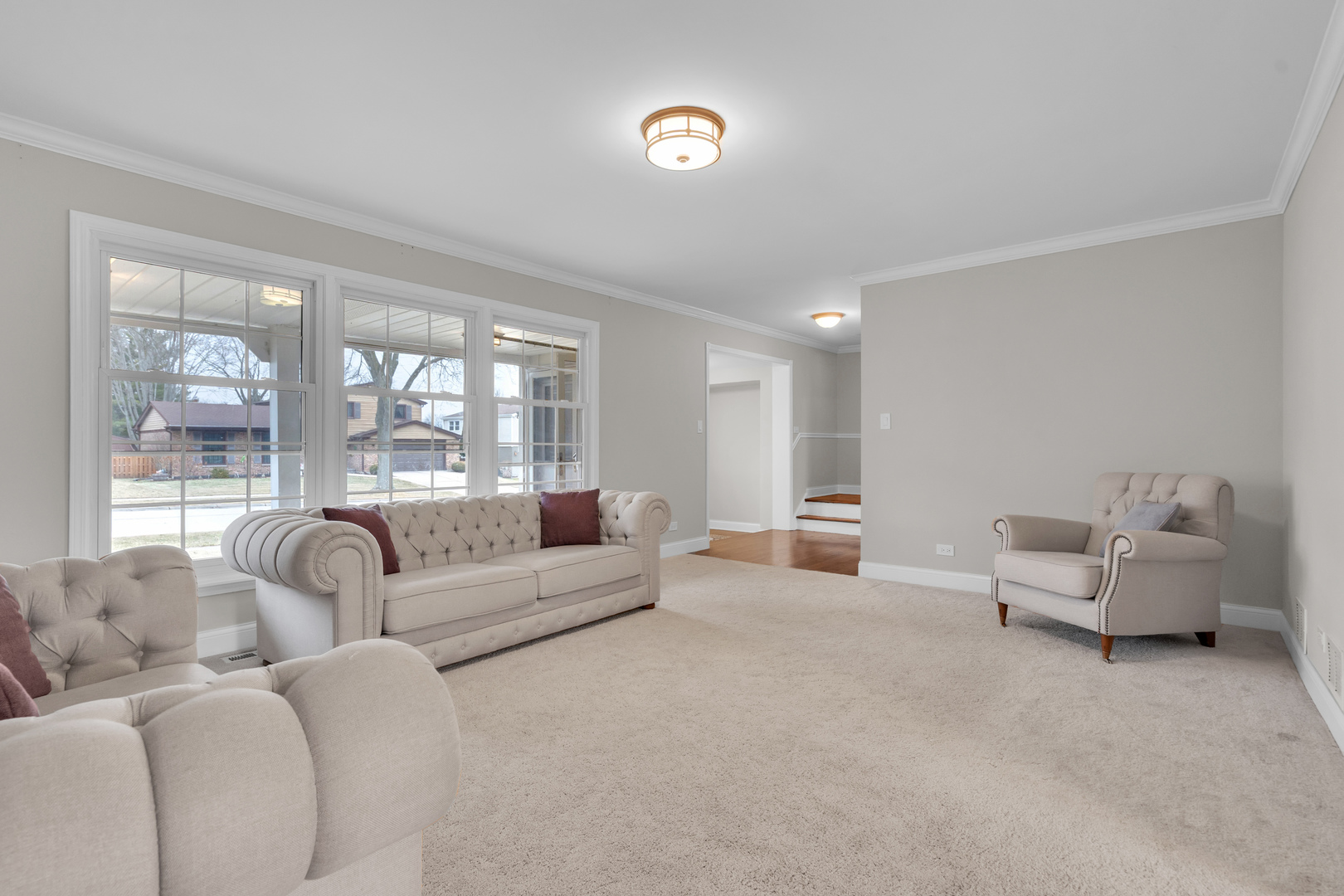 914 W Noyes Street, Arlington Heights, IL 60005