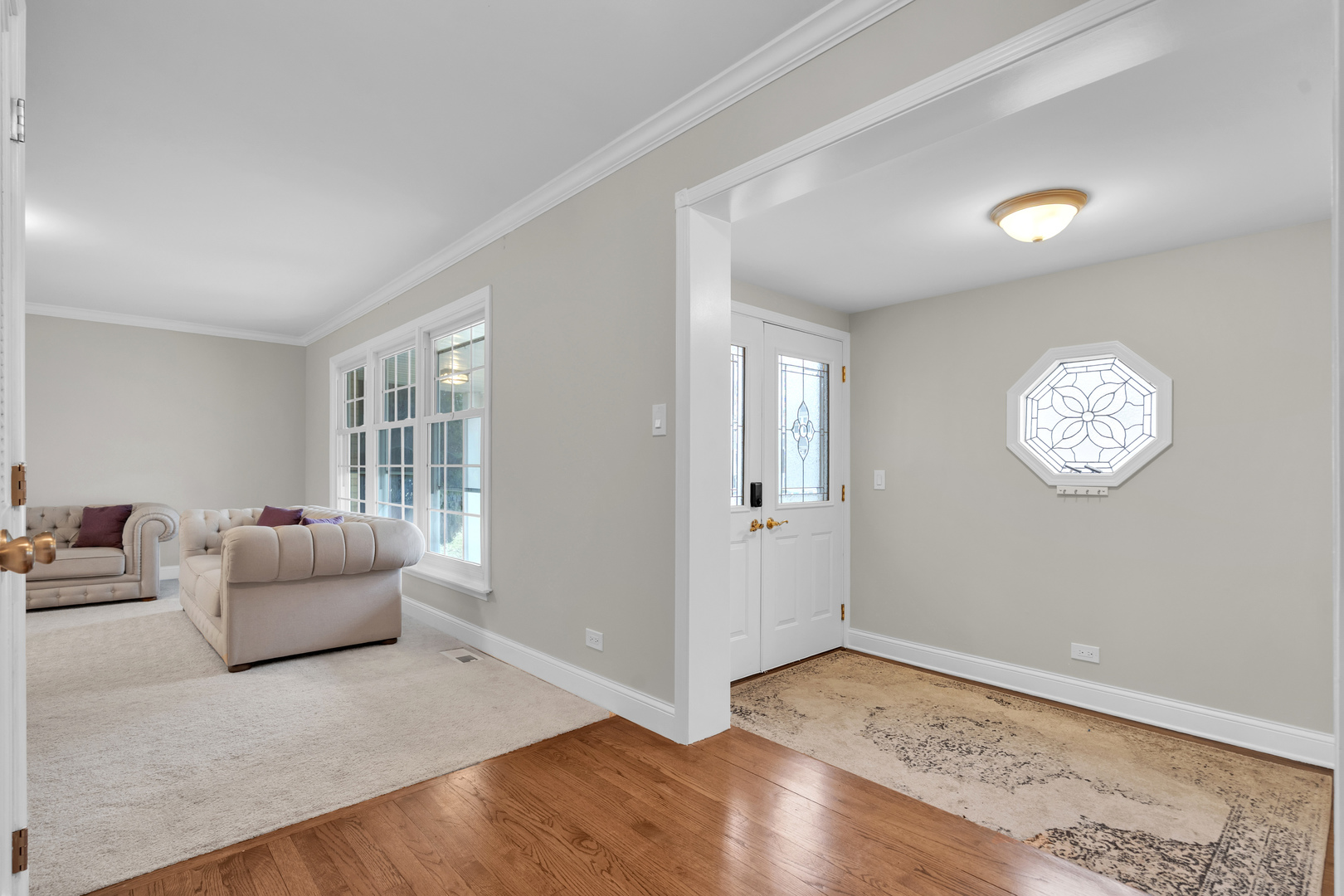 914 W Noyes Street, Arlington Heights, IL 60005