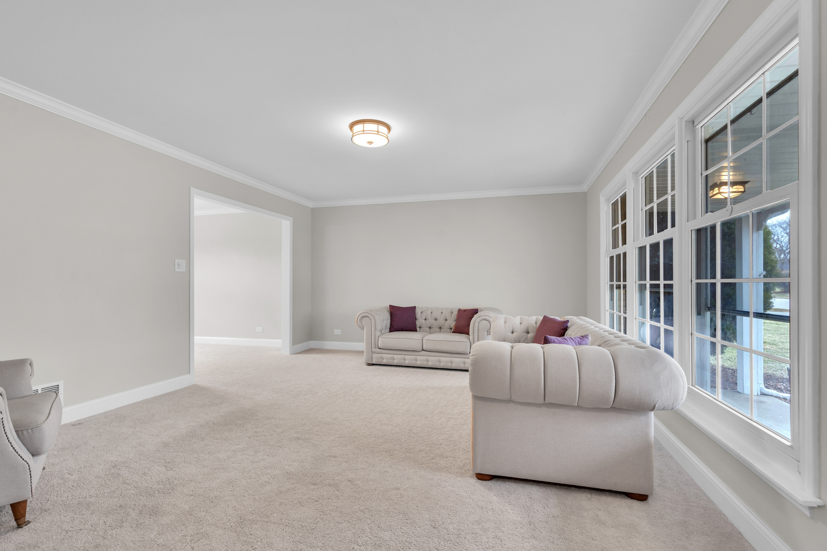 914 W Noyes Street, Arlington Heights, IL 60005