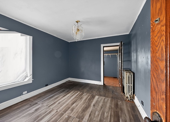 833 S 21st Avenue, Maywood, IL 60153