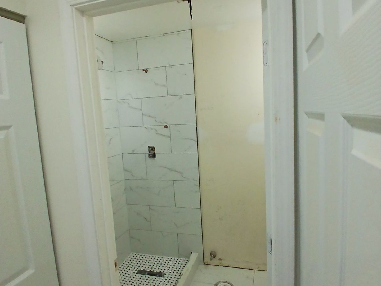 1150 Regency Drive, Schaumburg, IL 60193