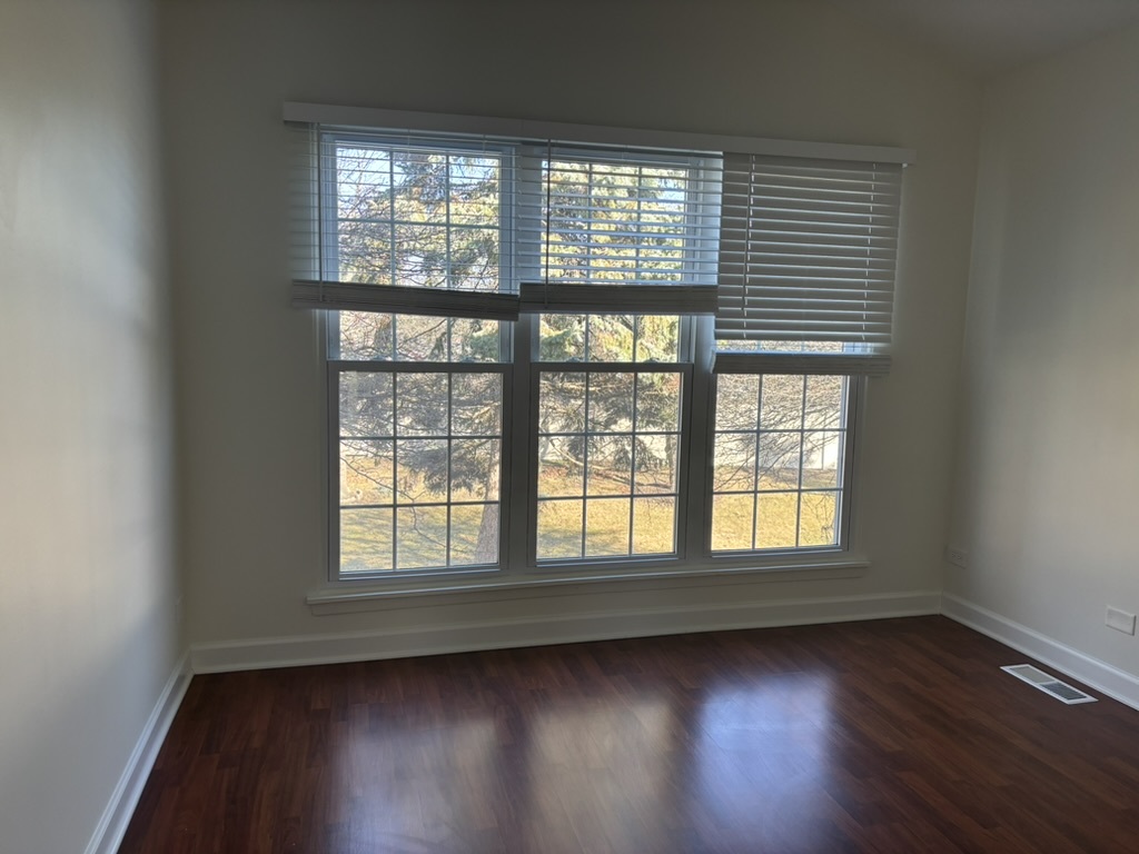 1150 Regency Drive, Schaumburg, IL 60193