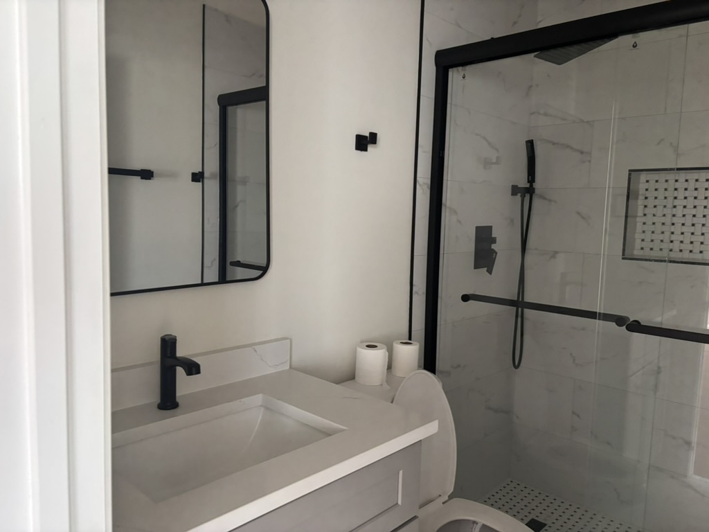 1150 Regency Drive, Schaumburg, IL 60193