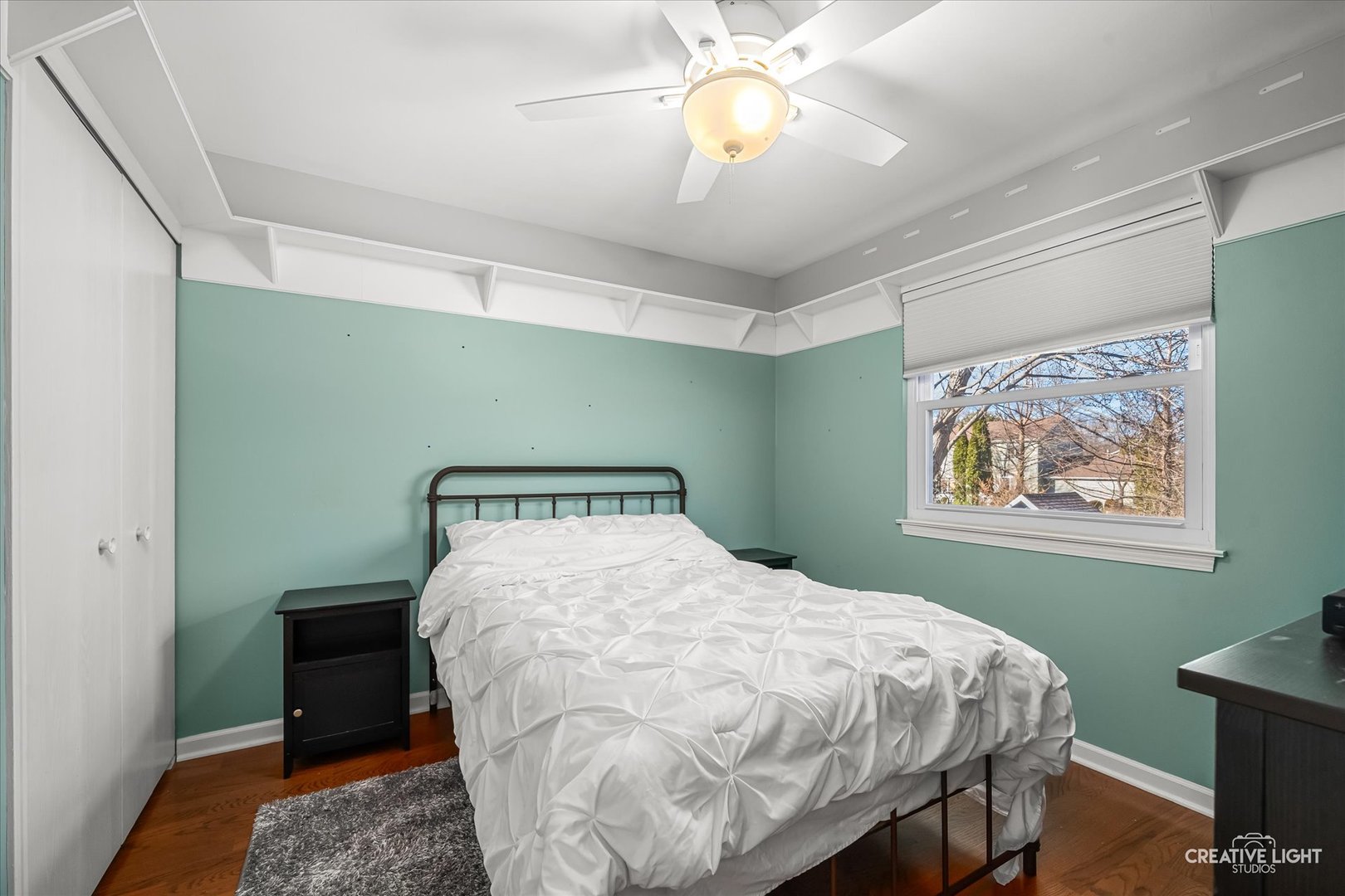 102 Chelsea Avenue, Sugar Grove, IL 60554