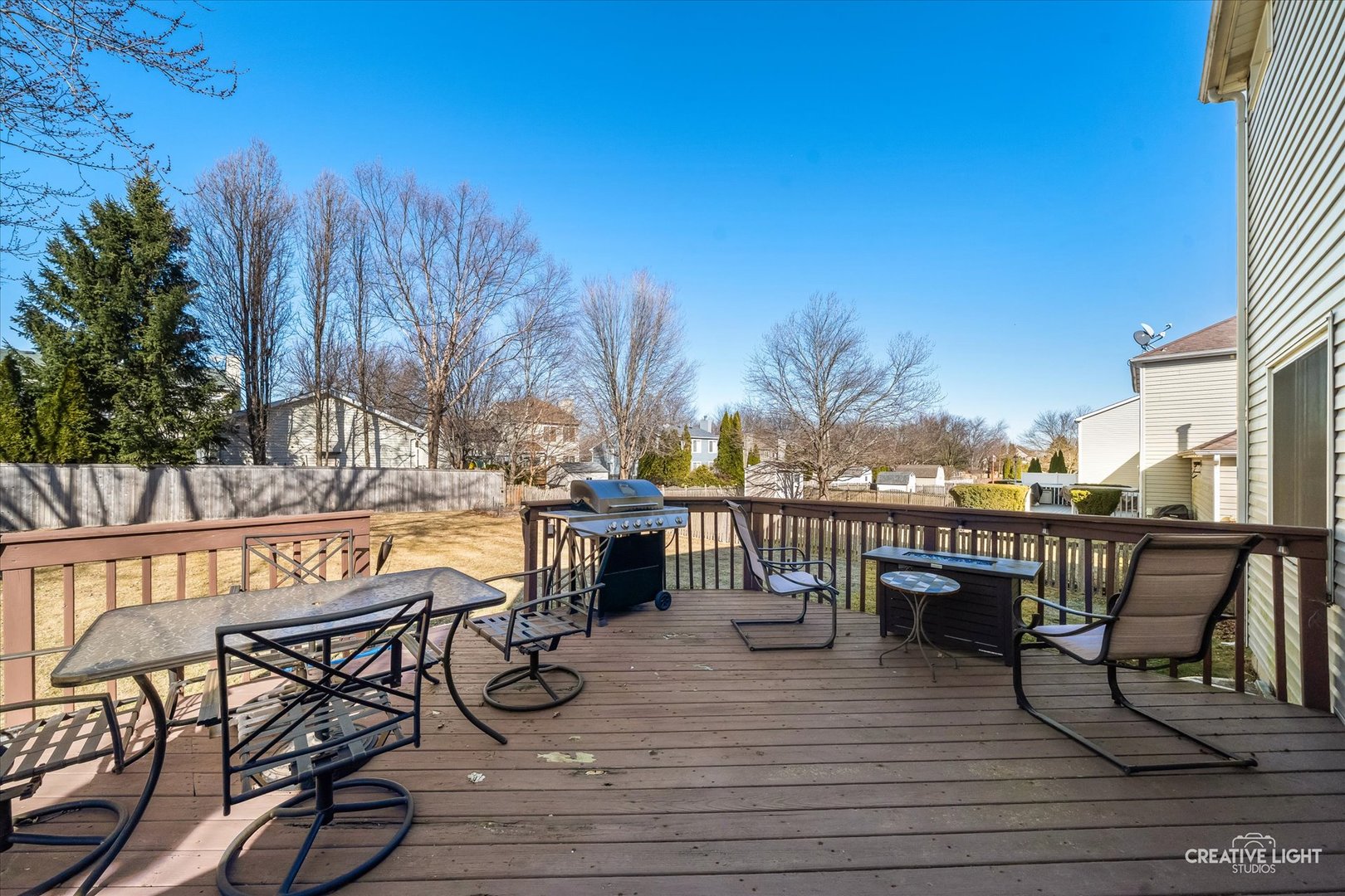 102 Chelsea Avenue, Sugar Grove, IL 60554