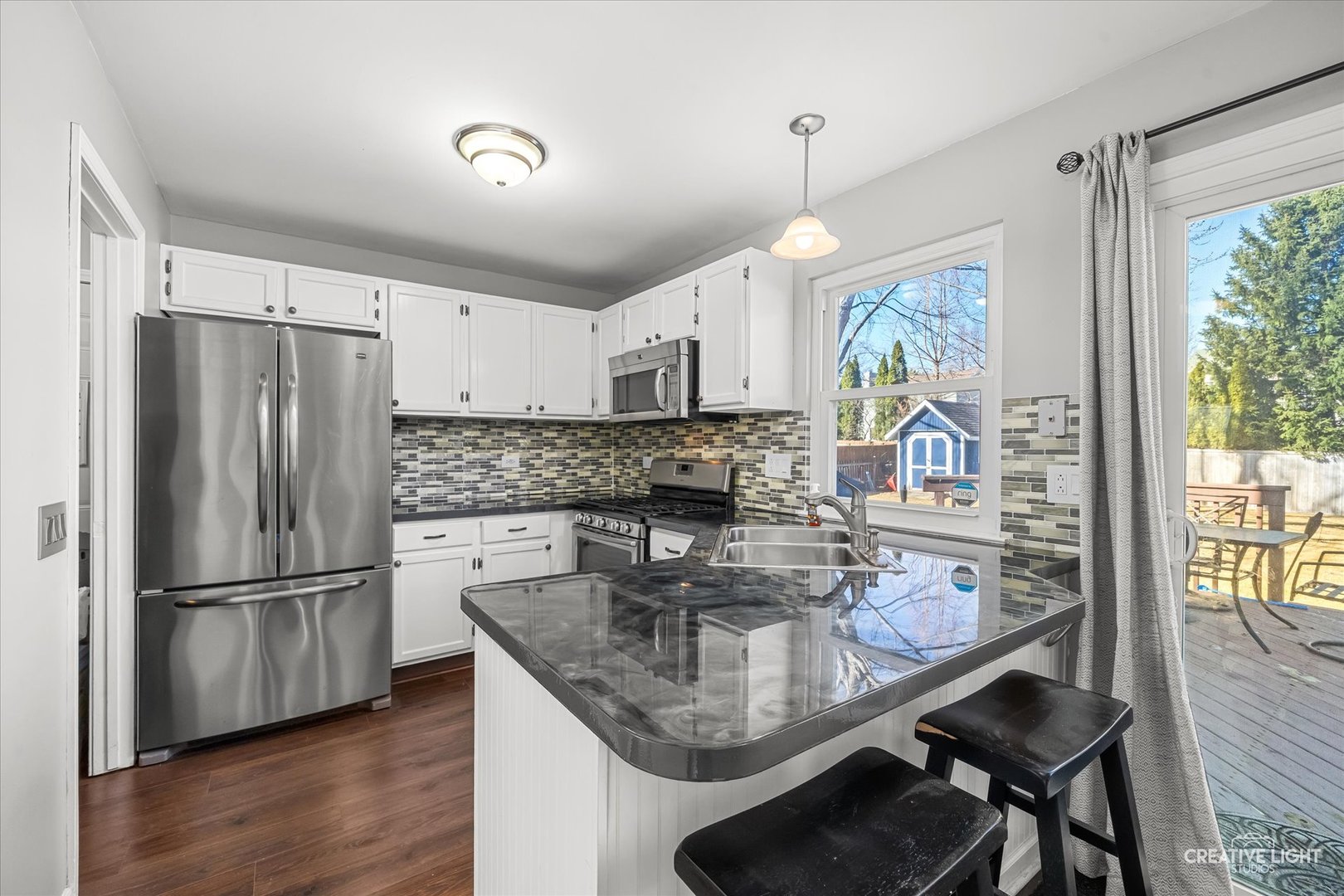 102 Chelsea Avenue, Sugar Grove, IL 60554