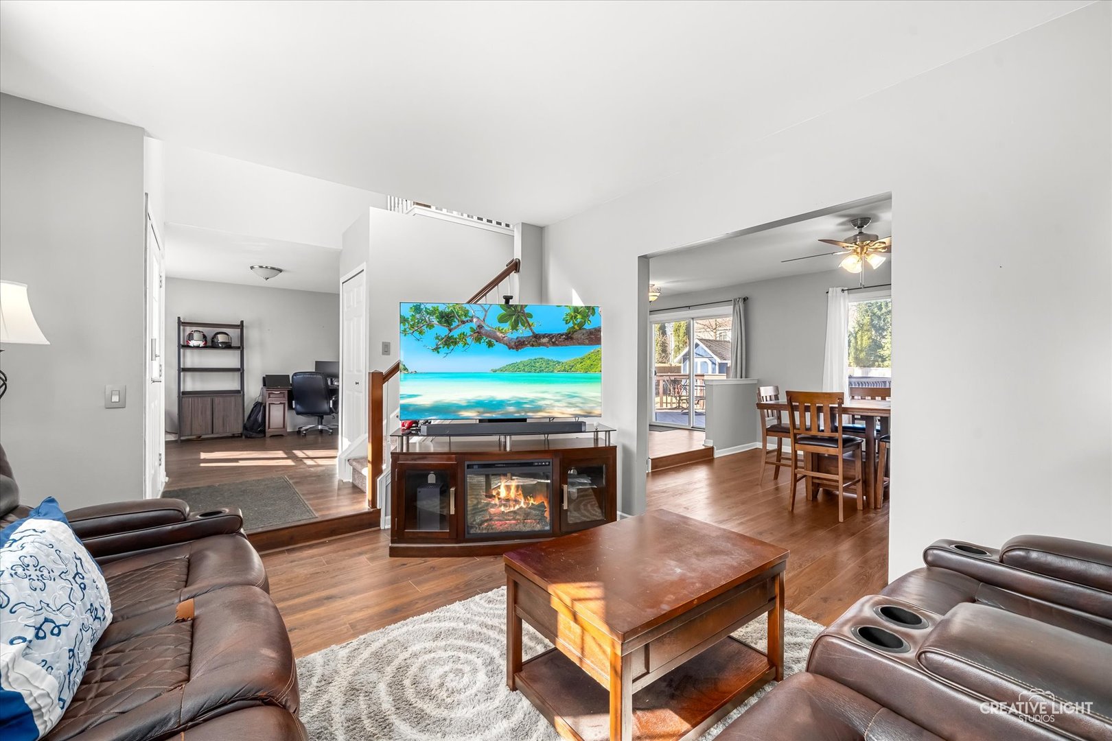 102 Chelsea Avenue, Sugar Grove, IL 60554