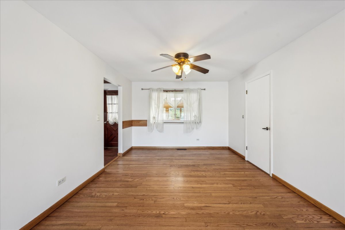 221 58th Street, Clarendon Hills, IL 60514