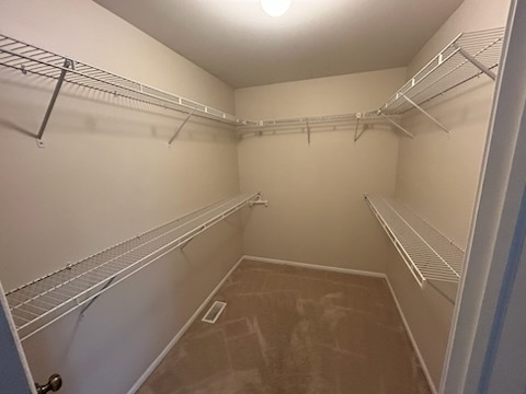 29 Ivanhoe Lane, Cary, IL 60013