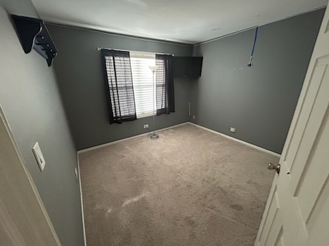 29 Ivanhoe Lane, Cary, IL 60013