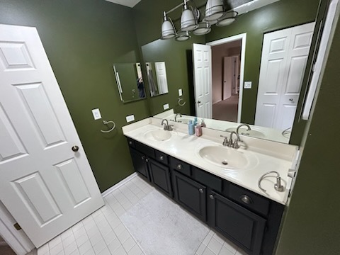 29 Ivanhoe Lane, Cary, IL 60013