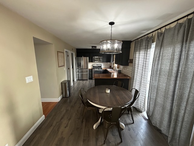 29 Ivanhoe Lane, Cary, IL 60013