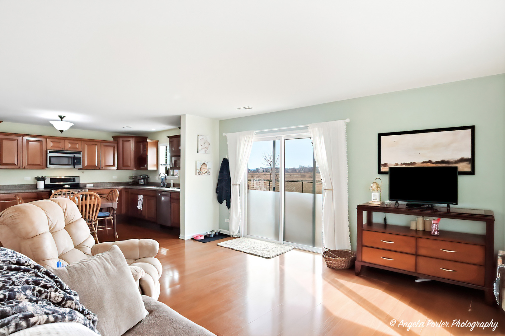 1829 Leatherleaf Trail, Hebron, IL 60034