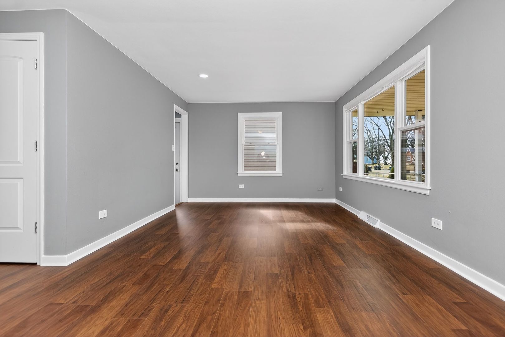 2311 Elim Avenue, Zion, IL 60099