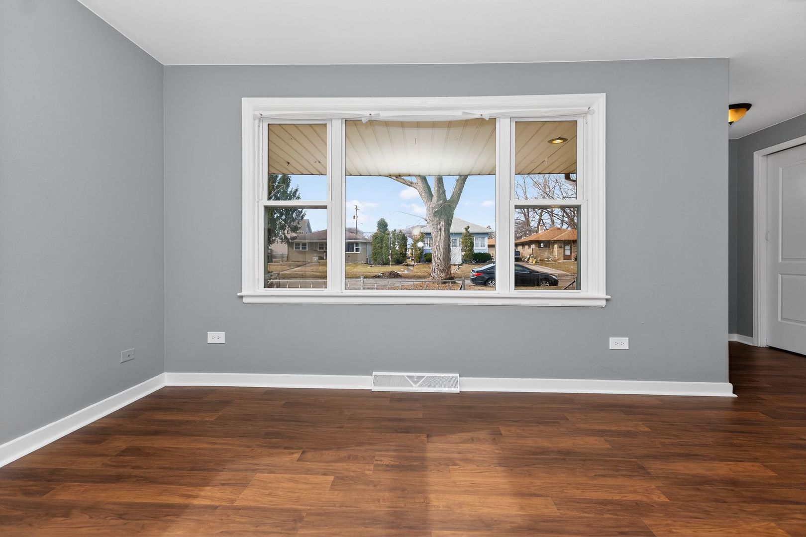 2311 Elim Avenue, Zion, IL 60099