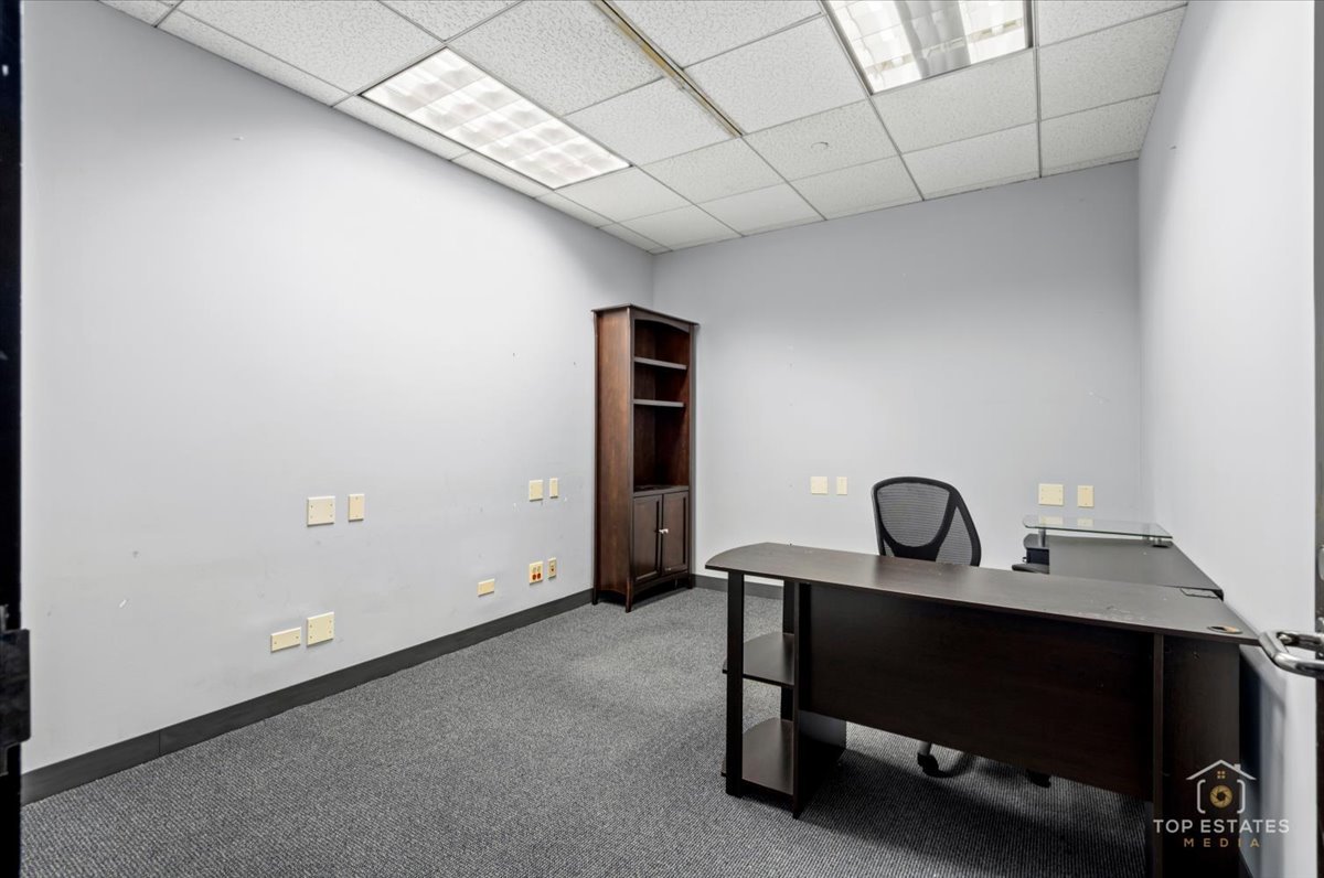 900 National Parkway, Schaumburg, IL 60173