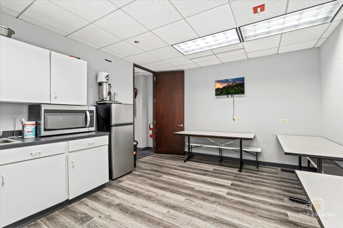 900 National Parkway, Schaumburg, IL 60173