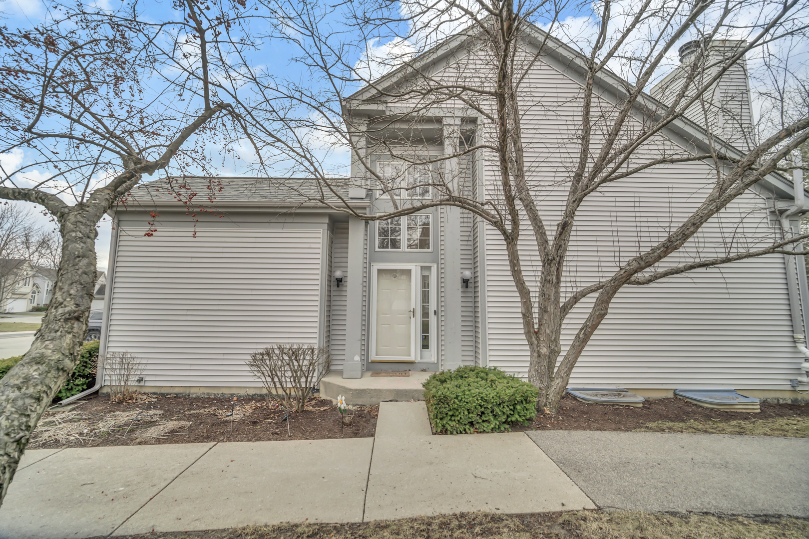 91 Manchester Drive, Buffalo Grove, IL 60089