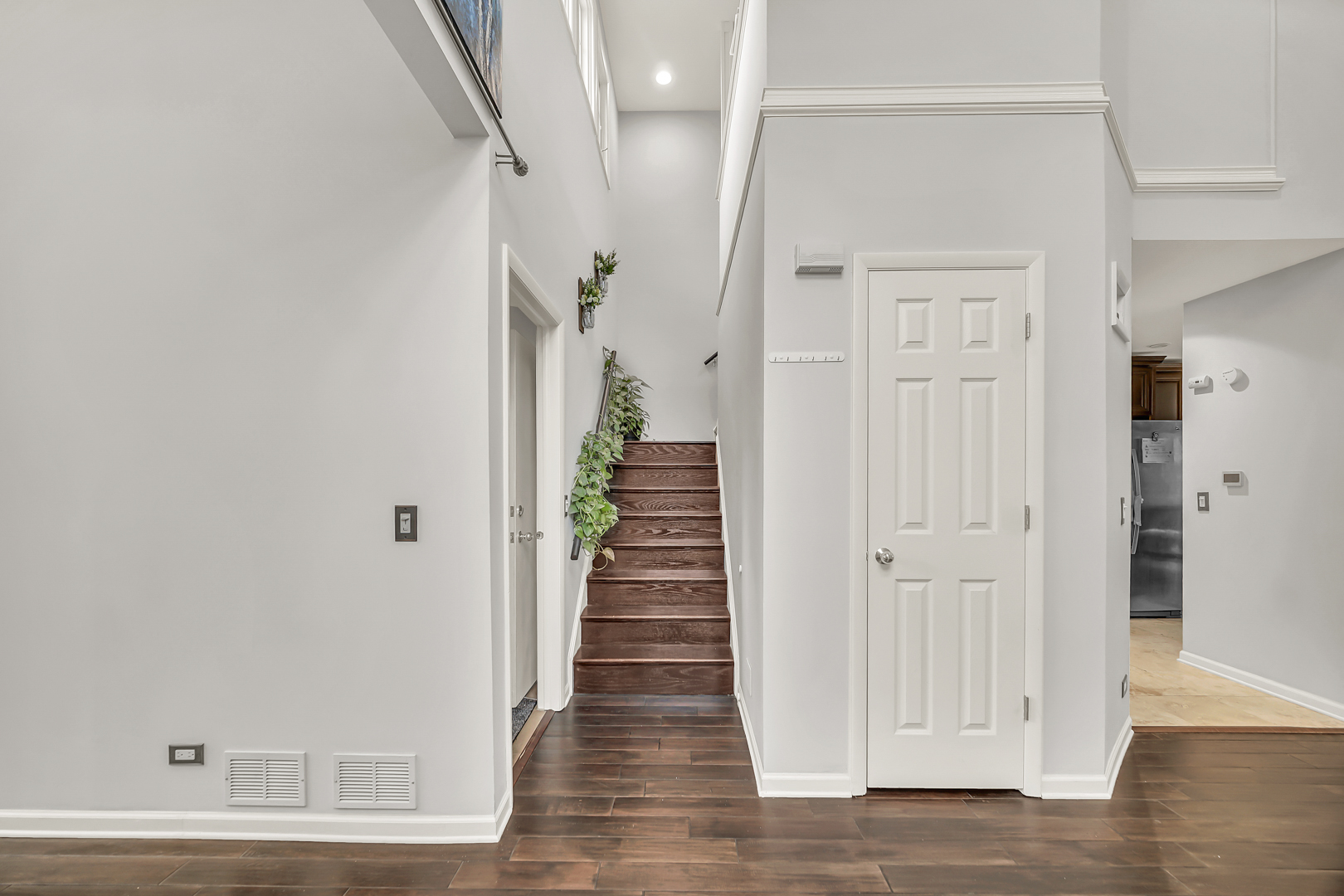 91 Manchester Drive, Buffalo Grove, IL 60089