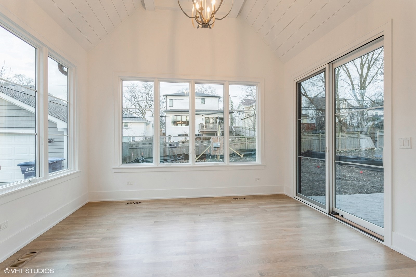 946 S Garfield Street, Hinsdale, IL 60521