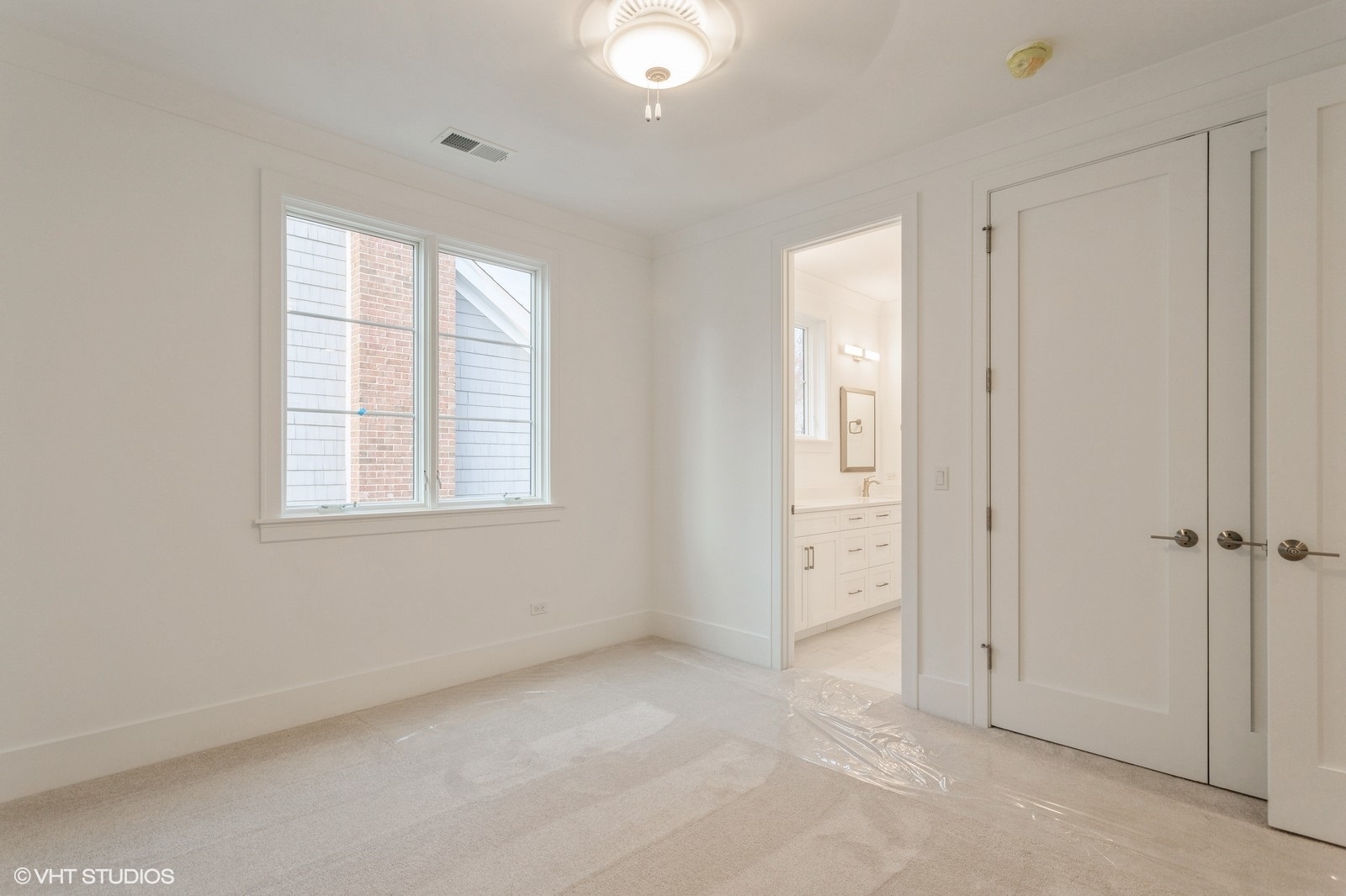 946 S Garfield Street, Hinsdale, IL 60521