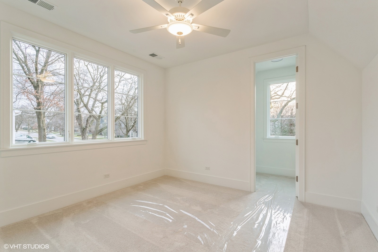 946 S Garfield Street, Hinsdale, IL 60521