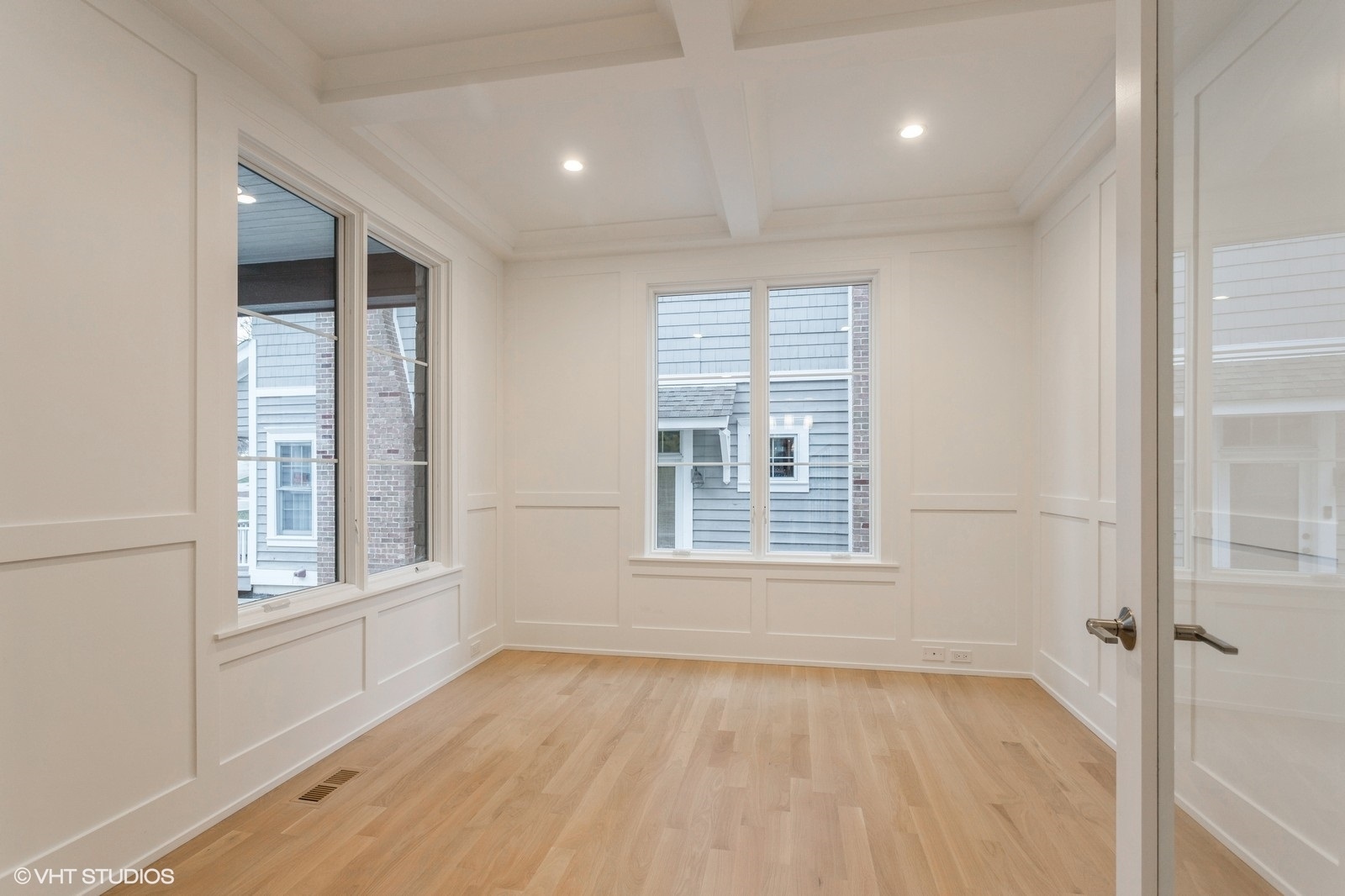 946 S Garfield Street, Hinsdale, IL 60521