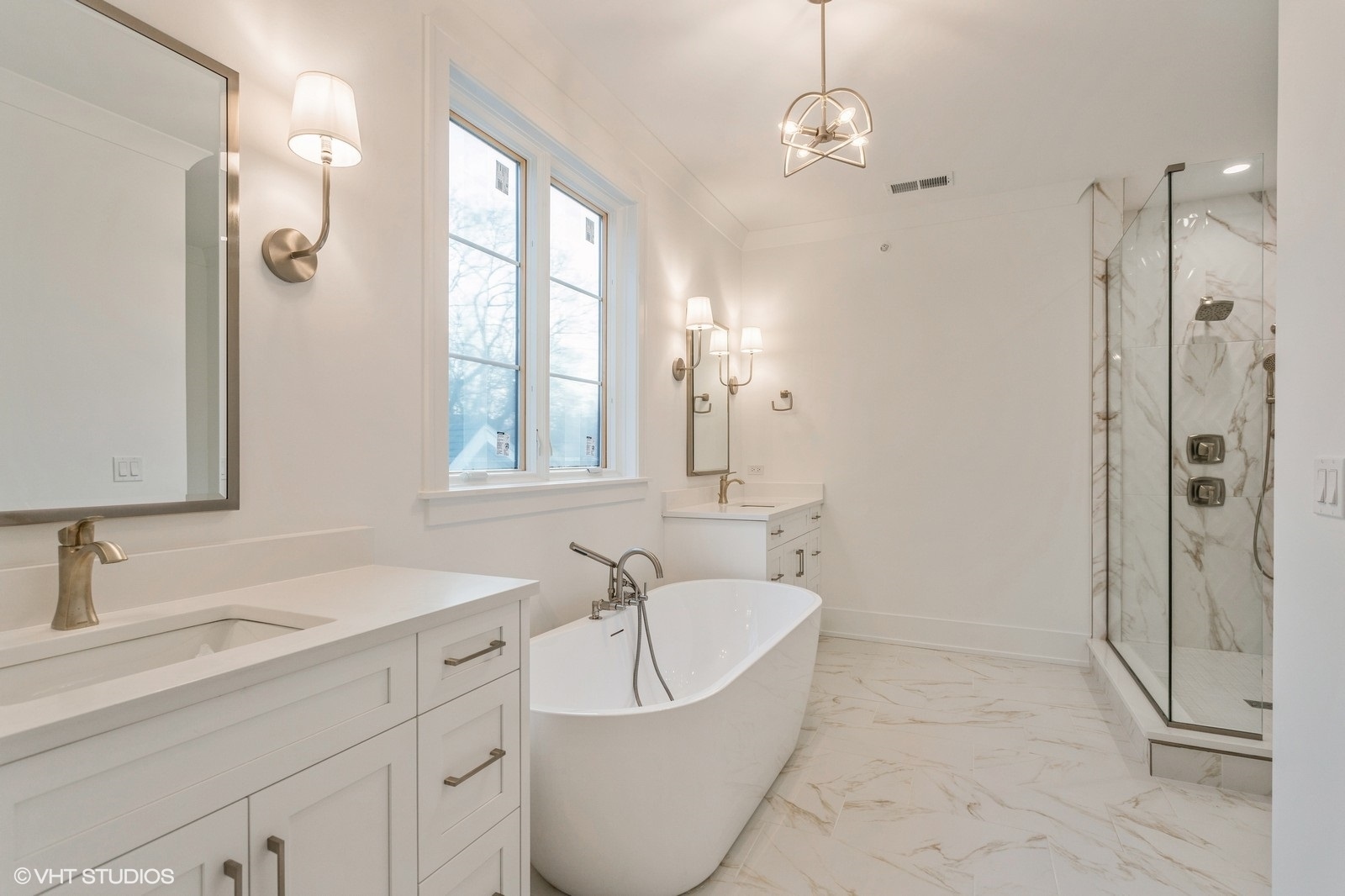 946 S Garfield Street, Hinsdale, IL 60521