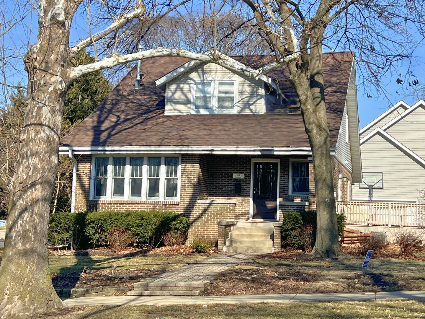 354 Hawthorne Boulevard, Glen Ellyn, IL 60137
