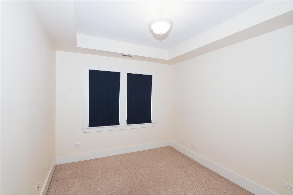 354 Hawthorne Boulevard, Glen Ellyn, IL 60137