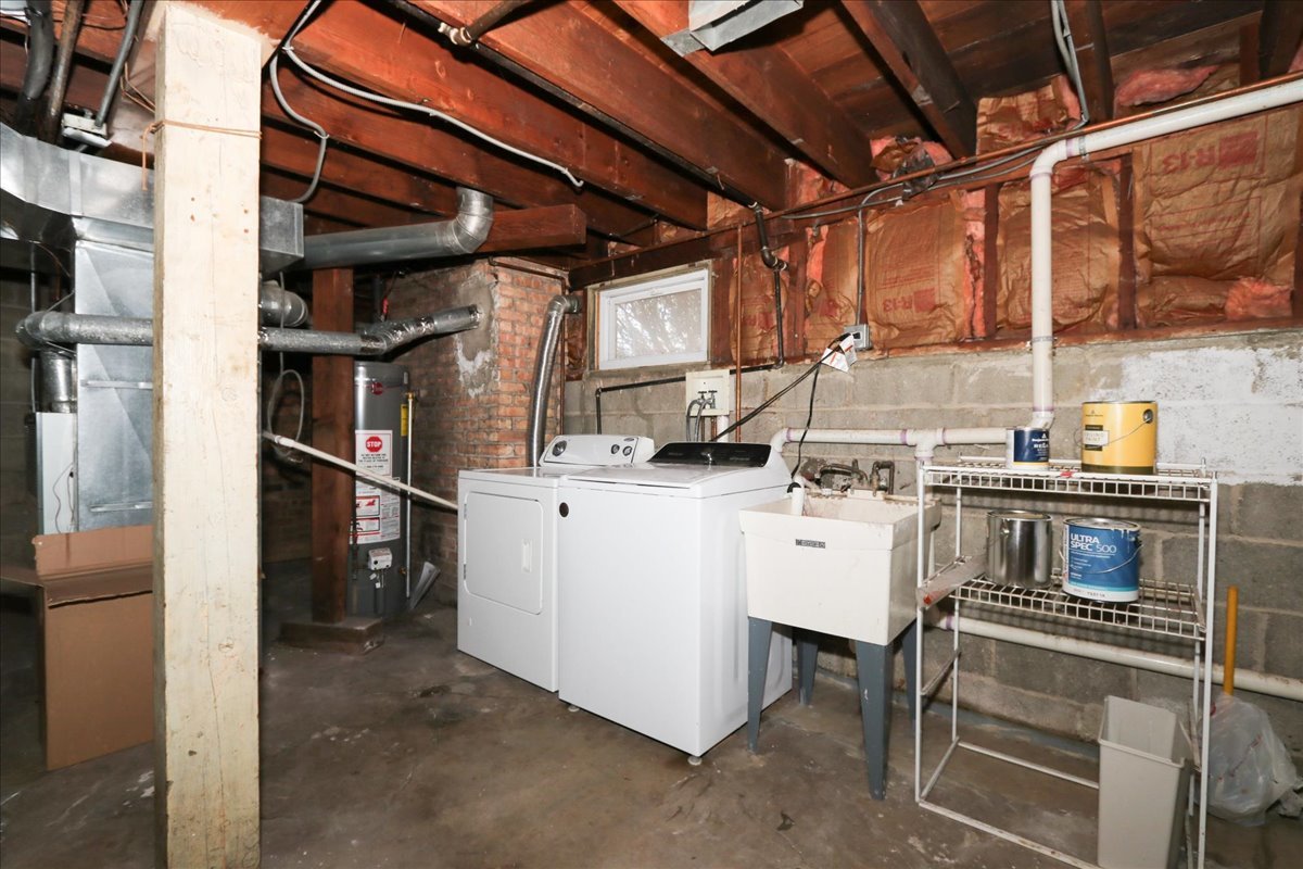 354 Hawthorne Boulevard, Glen Ellyn, IL 60137