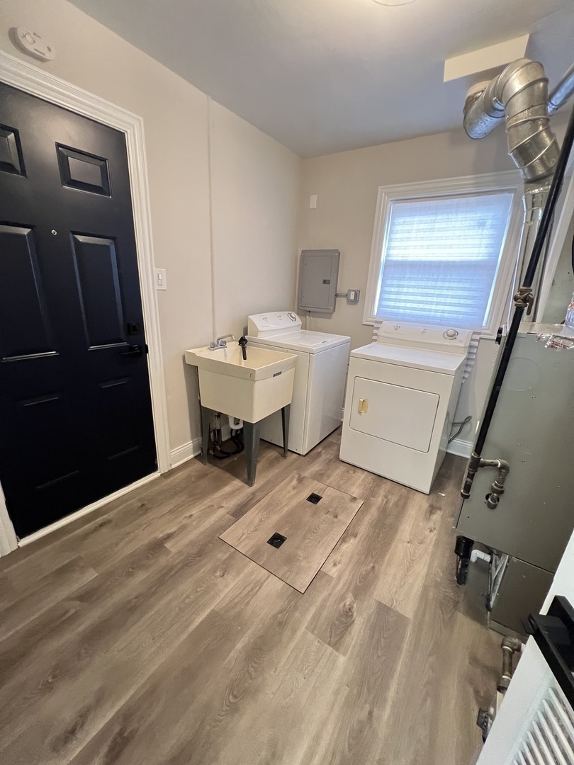 7808 Central Avenue, Burbank, IL 60459