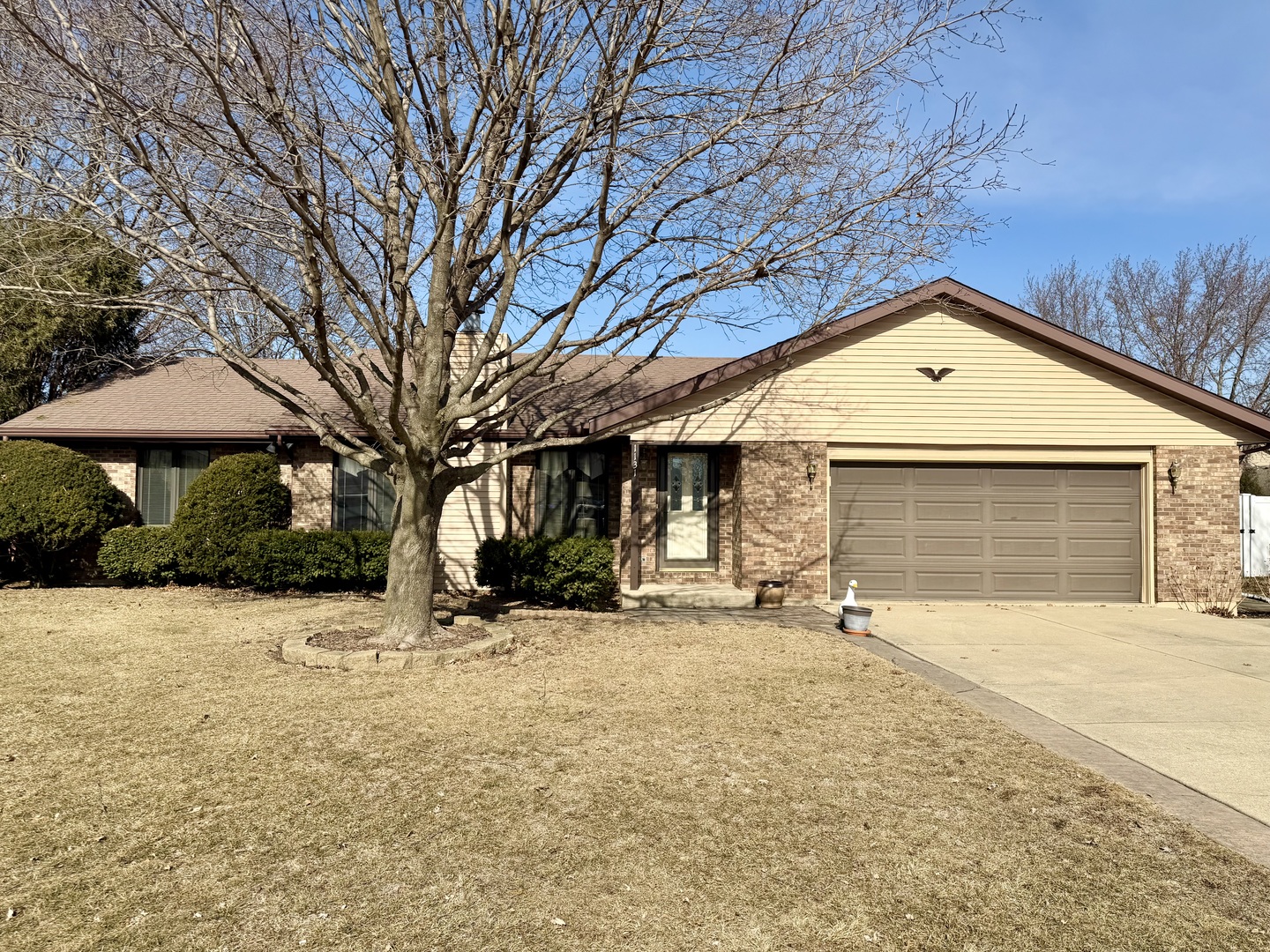 1131 Briar Court, Ottawa, IL 61350